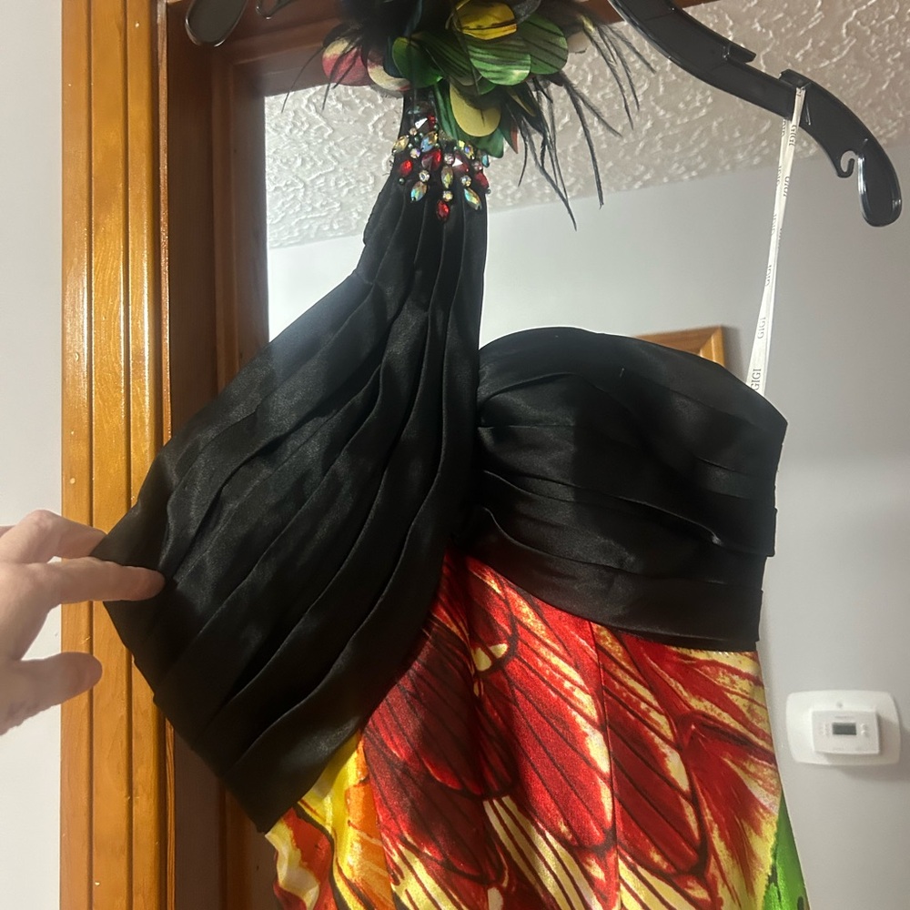 GiGi New York One-Shoulder Black Top with Red and Yellow Printed Skirt
